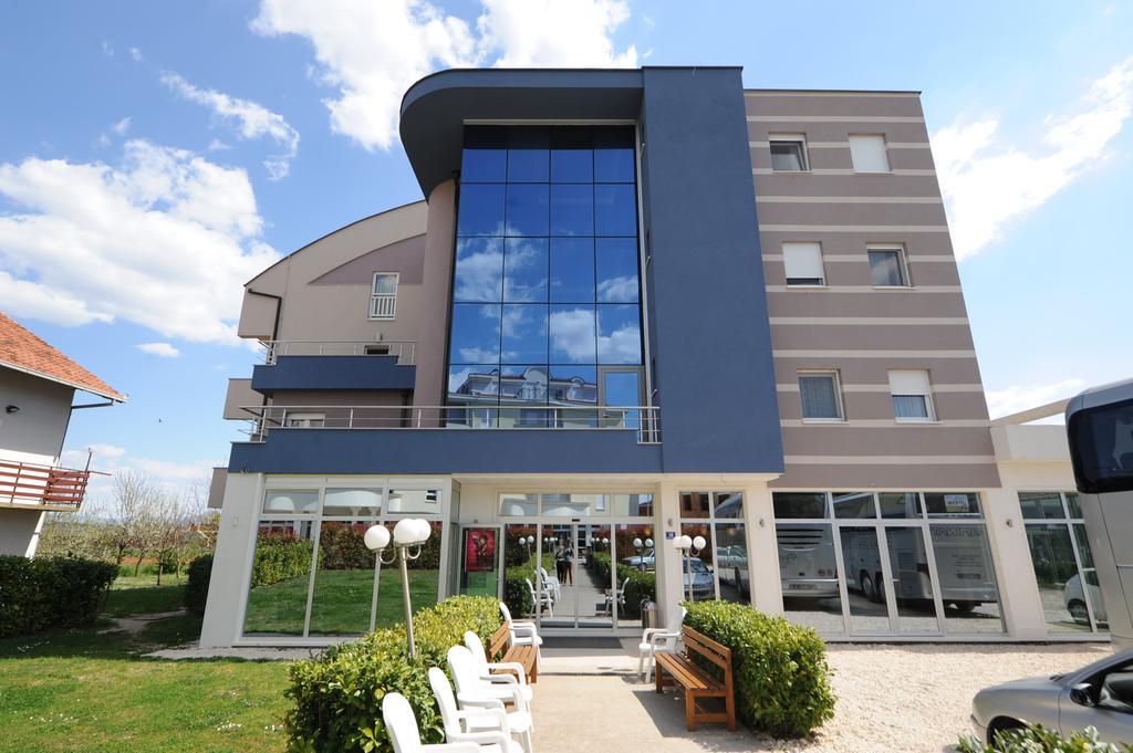 Hotel Rosabel Međugorje Extérieur photo